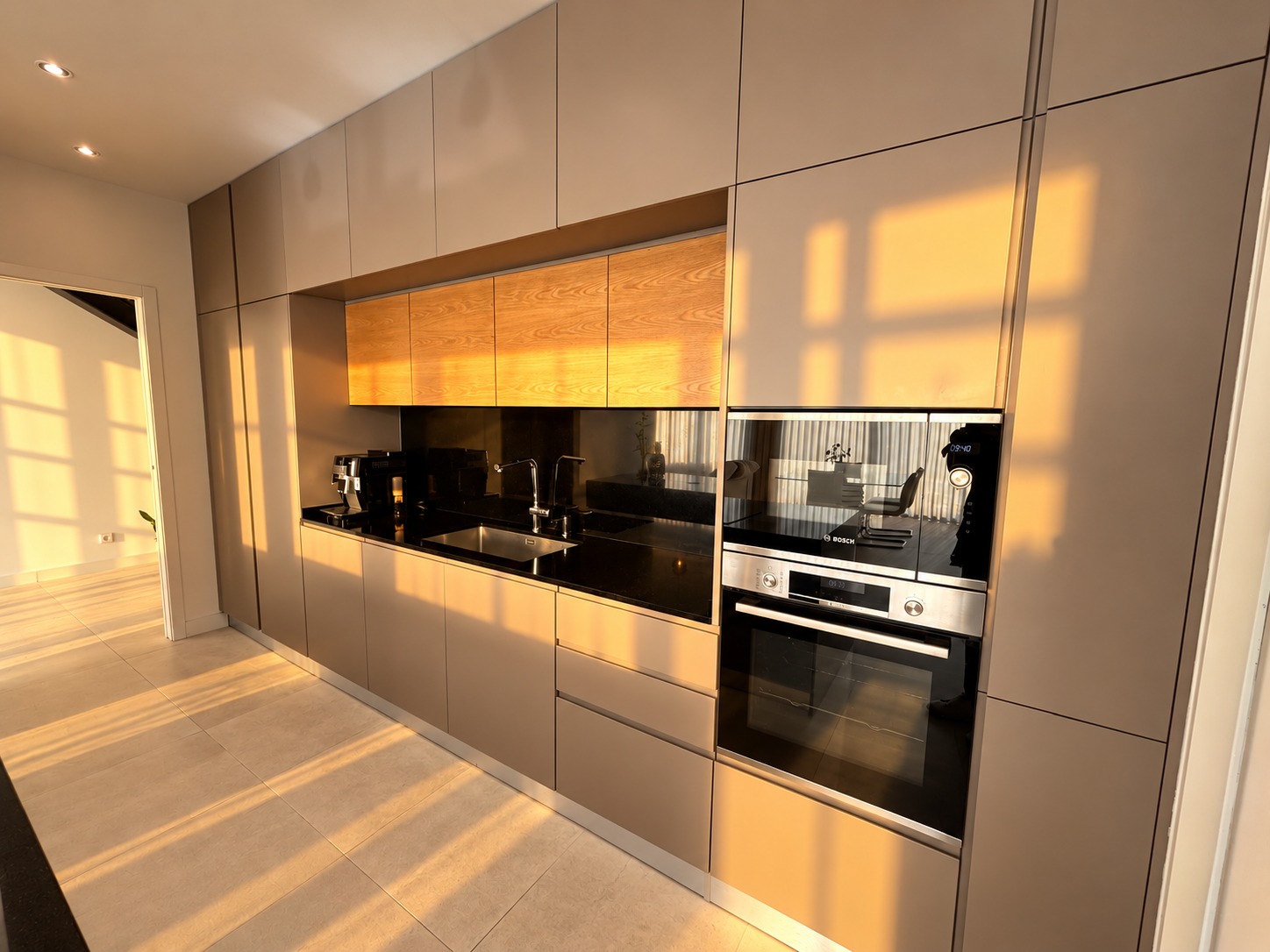 WhatsApp Image 2026-10-23 at 13.08.30 (21) Moradia T3+1 independente com Terreno de 823 m² em Canelas – Vila Nova de Gaia