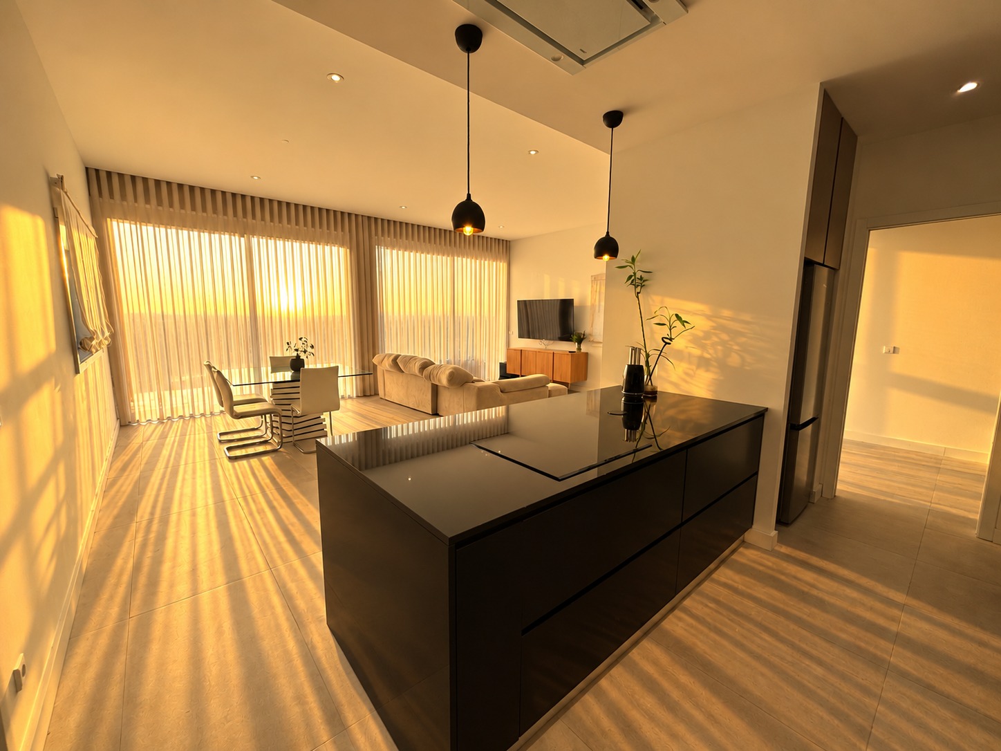 WhatsApp Image 2026-10-23 at 13.08.30 (28) Moradia T3+1 independente com Terreno de 823 m² em Canelas – Vila Nova de Gaia