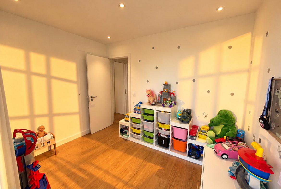 Moradia T3+1 independente com Terreno de 823 m² em Canelas – Vila Nova de Gaia